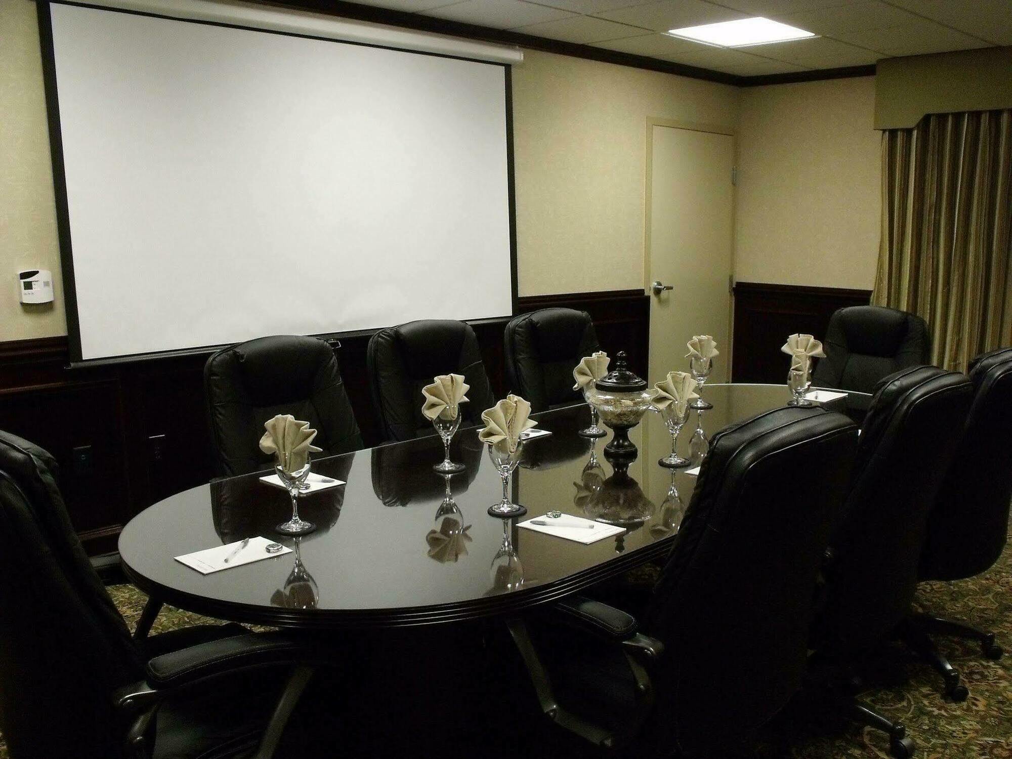 Hampton Inn & Suites Lubbock Facilities photo